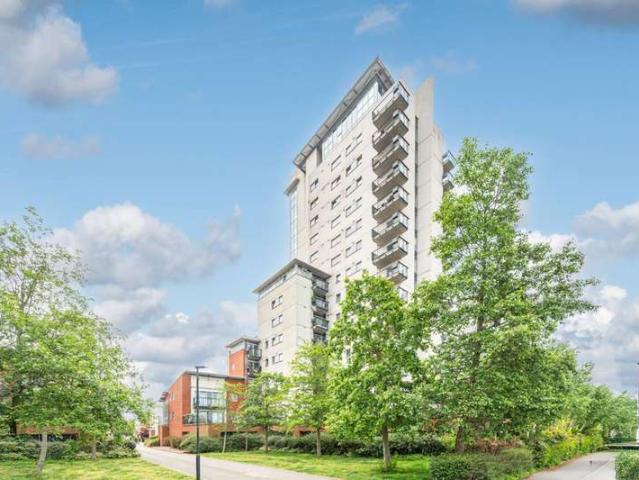 Flat for sale in Thamesmead, Royal Borough of Greenwich
