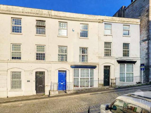 Flat for sale in Barbican, Plymouth