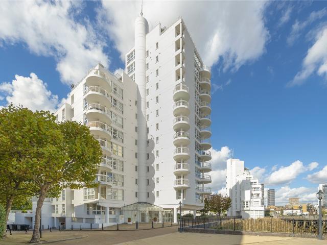 Apartment for rent in St John's Estate, Greater London