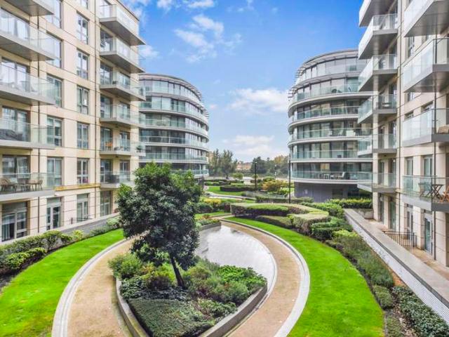 Flat for sale in Hammersmith, Greater London