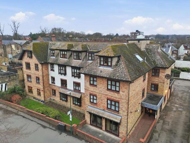 House for sale in Wanstead, Greater London