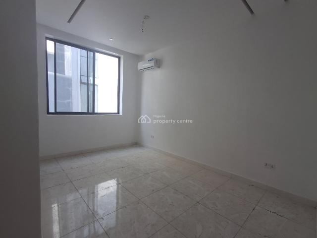 Flat for sale in Eti Osa, Lagos