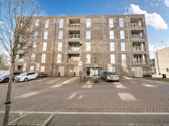 Flat for sale in Newman Place, Oxford