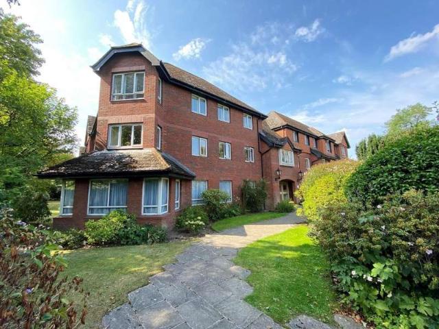 Flat for sale in Georgia, Greater Manchester