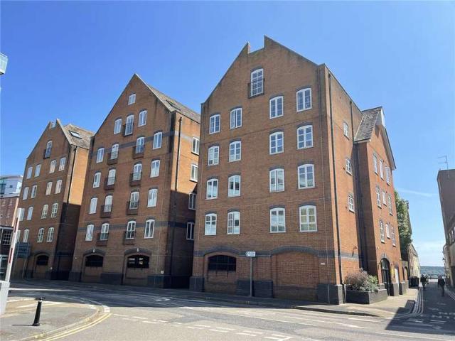 Flat for sale in Old Town, Poole