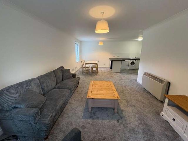 Flat for rent in Ferryhill, Aberdeen City