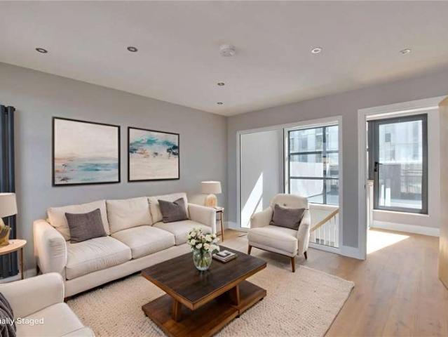 Flat for sale in Greenwich Town Centre, Greater London