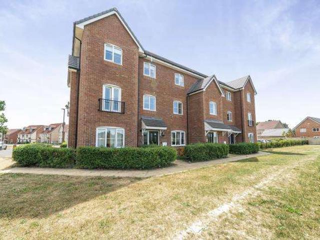 Flat for sale in Berrick Salome, Oxfordshire