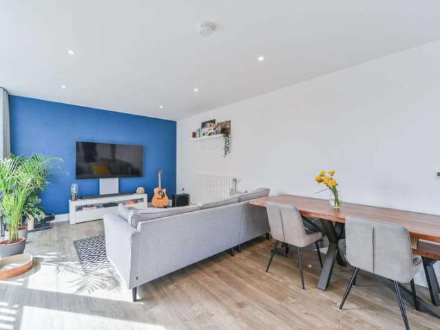 Flat for rent in Kidbrooke, Kidbrooke