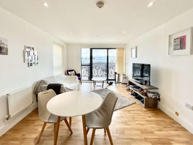 Flat for sale in London Borough of Tower Hamlets, Greater London