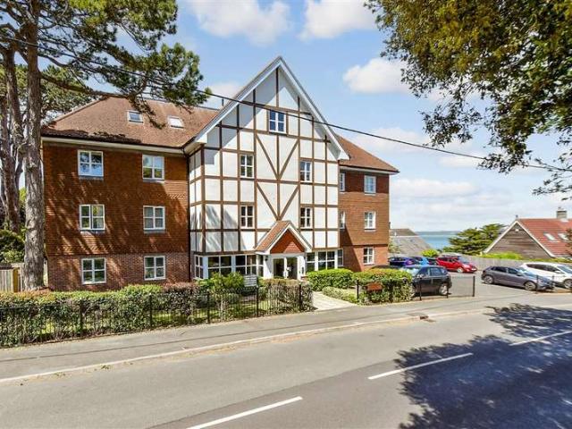 Flat for sale in Totland, Isle Of Wight