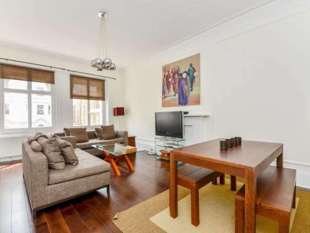 Flat for sale in South Kensington, South Kensington