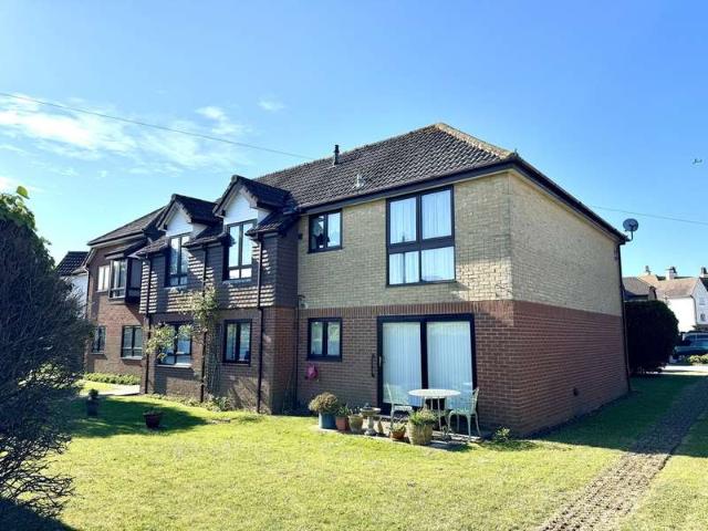 Flat for sale in Old Milton, Ashurst Bridge