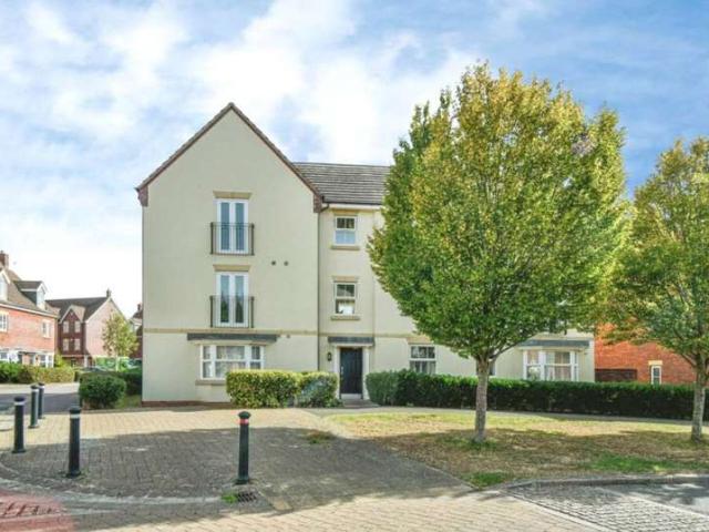 Flat for rent in Haydon End, Blunsdon St Andrew