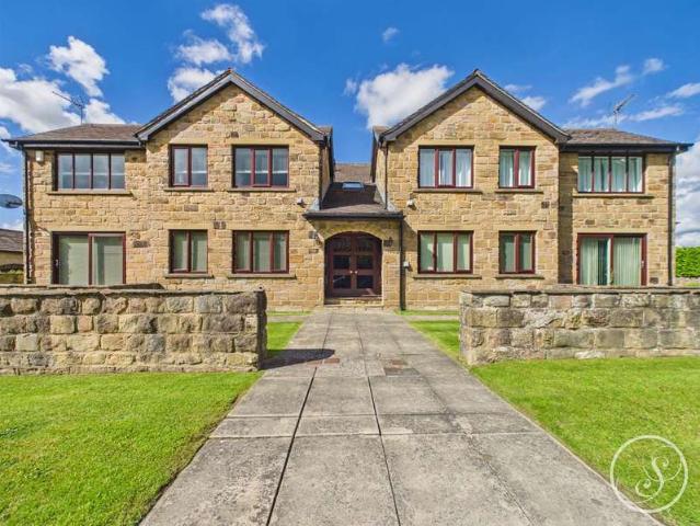 Flat for sale in Harewood, West Yorkshire