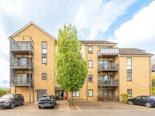 Flat for sale in South Norwood, South Norwood