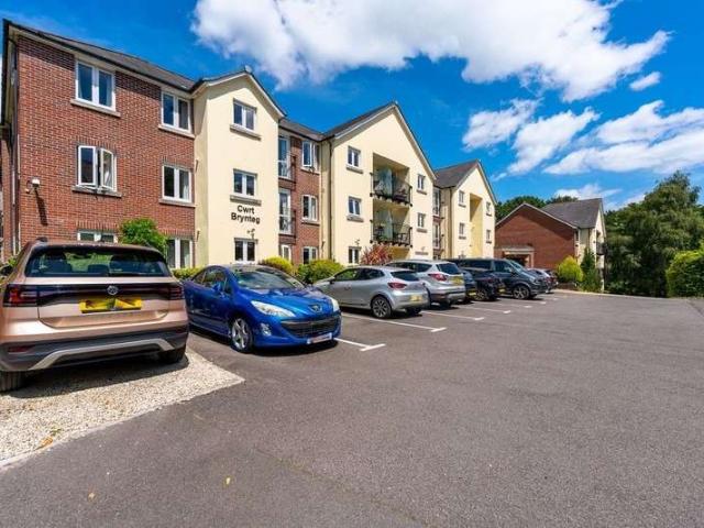 Flat for sale in Falcon Lodge, Wales