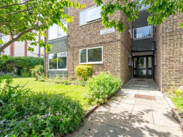 Flat for sale in Clapham, West Sussex