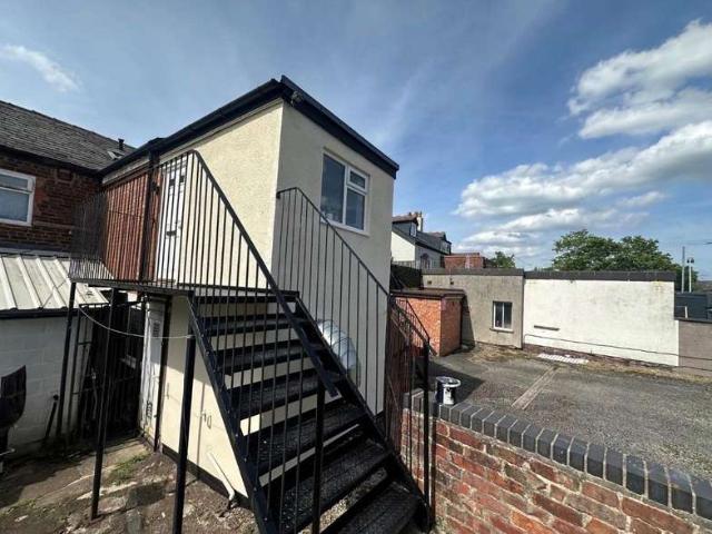 Flat for rent in Marple, Greater Manchester