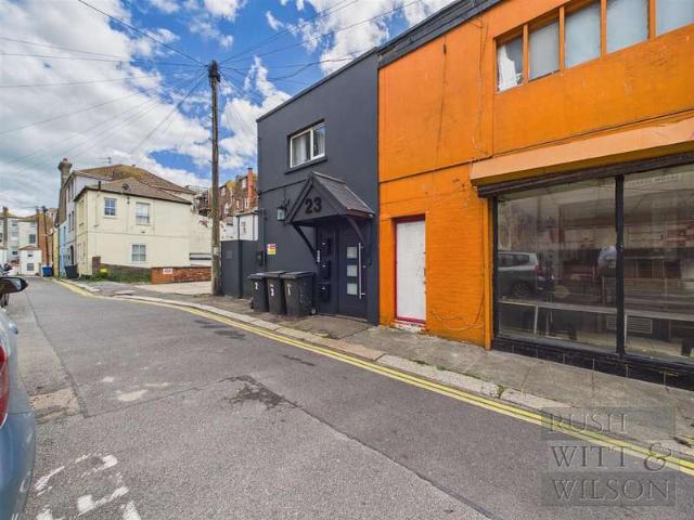 Flat for sale in St Leonards, Hastings