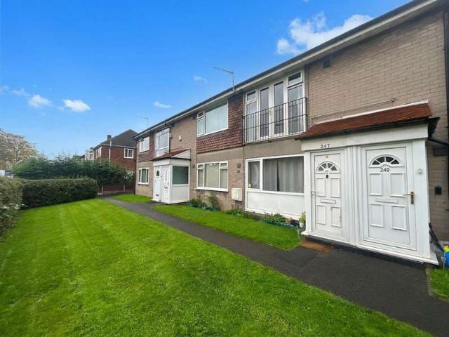 Flat for sale in Wythenshawe, Manchester