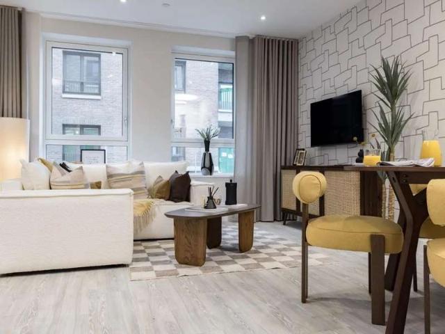 Flat for sale in London Borough of Haringey, Greater London