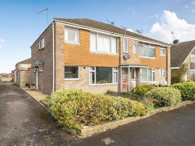 Flat for sale in Hengrove, Bristol