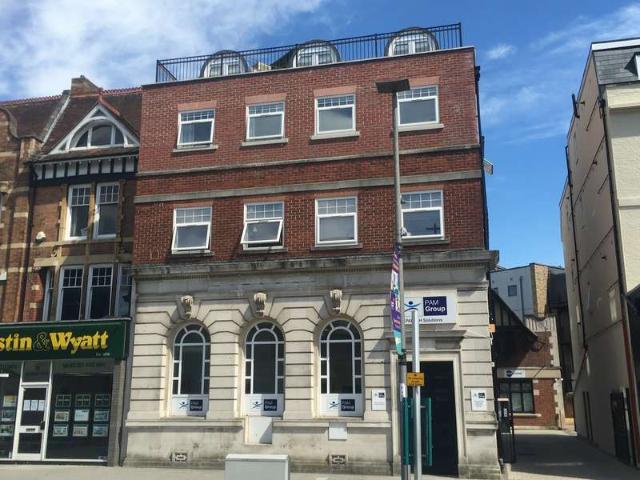 Flat for rent in The Polygon, City Of Southampton