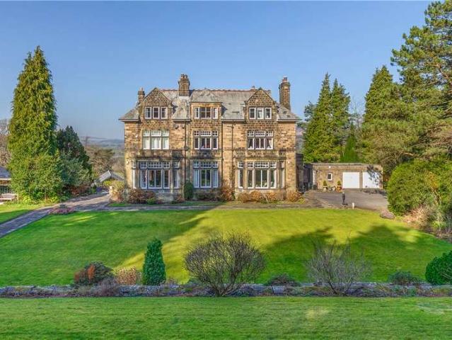 Flat for sale in Ilkley, West Yorkshire