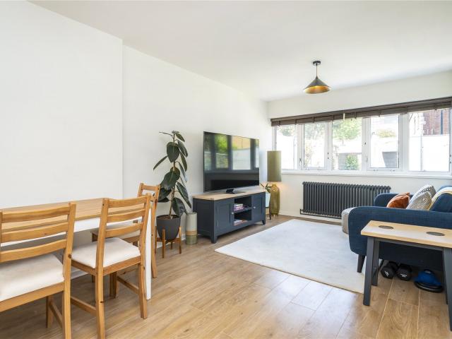 Apartment for rent in South Hackney, Greater London
