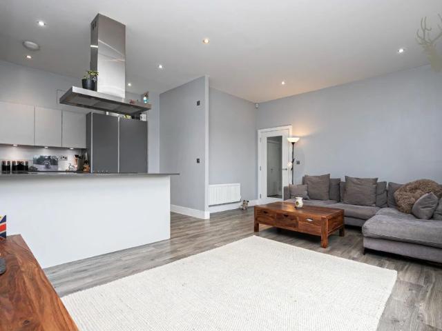 Apartment for rent in Debden Green, Epping Forest