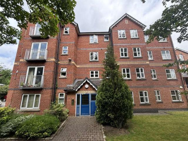 Flat for sale in Salford, Greater Manchester
