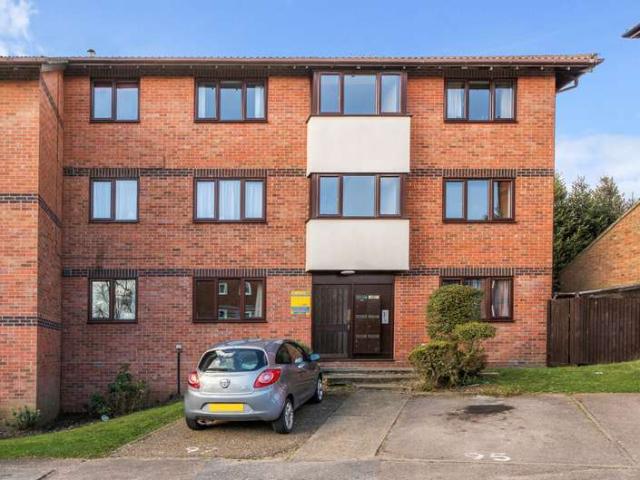 Flat for sale in California, Key Street