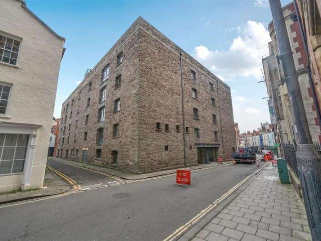 Flat for sale in City Centre, Feckenham