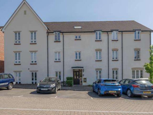 Flat for sale in Tilbury Fields, Dromore