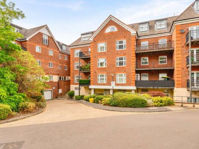 Flat for sale in Camberley, Surrey Heath