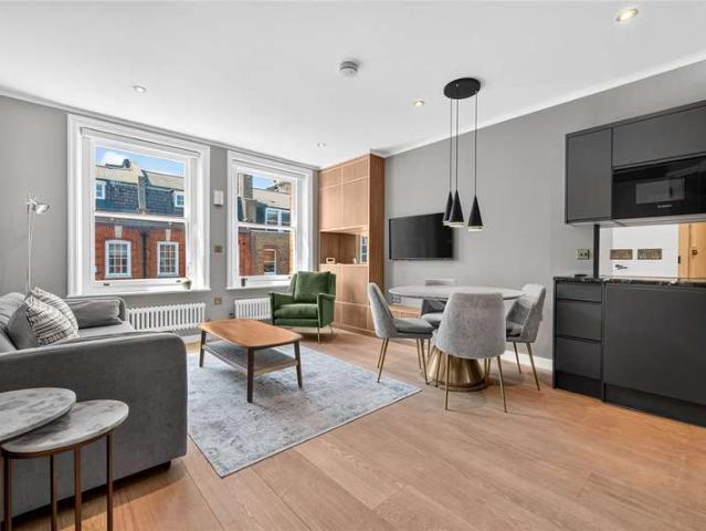 Flat for sale in East Marylebone, Mayfair