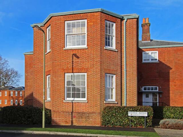 Flat for sale in Fareham, Knowle