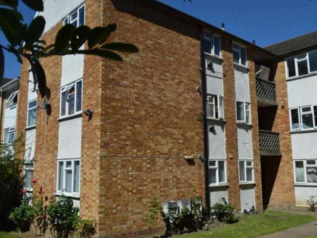 Flat for rent in New Barnet, Greater London