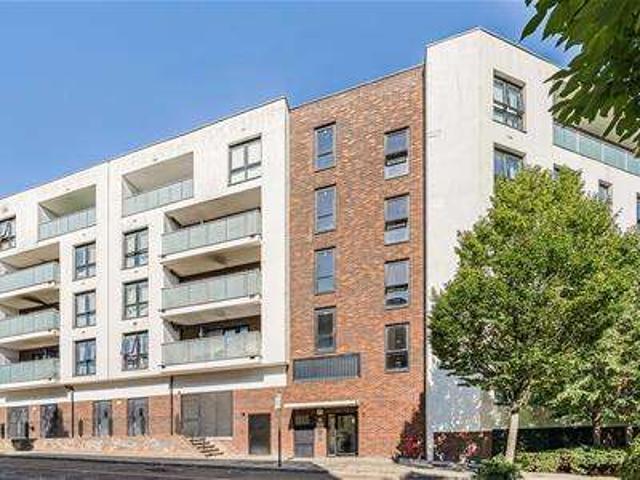 Apartment for sale in Sudbury, Greater London