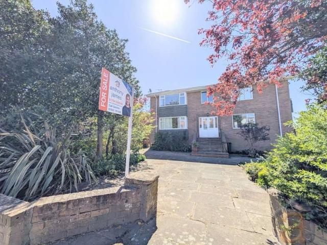 Flat for sale in Meols Cop, Southport
