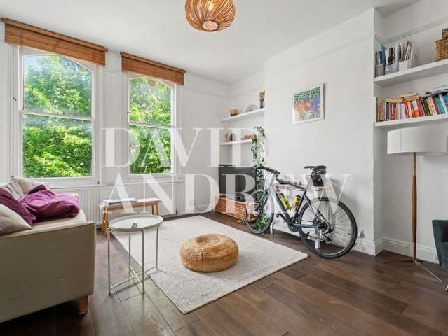 Flat for rent in Brownswood Park, Stoke Newington