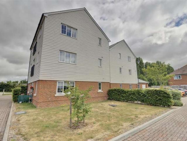 Flat for sale in Southbourne, Littlecote