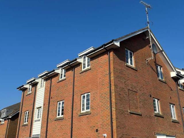 Flat for sale in Heathlands, East Sussex