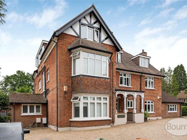 Flat for sale in Sheerwater, Woking