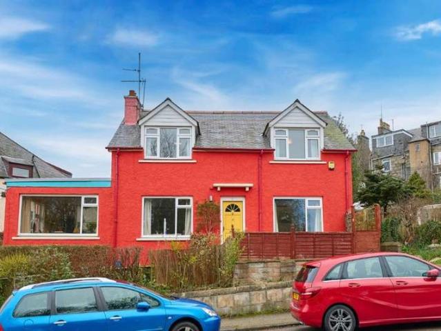 Flat for sale in Ballindoch, Scotland