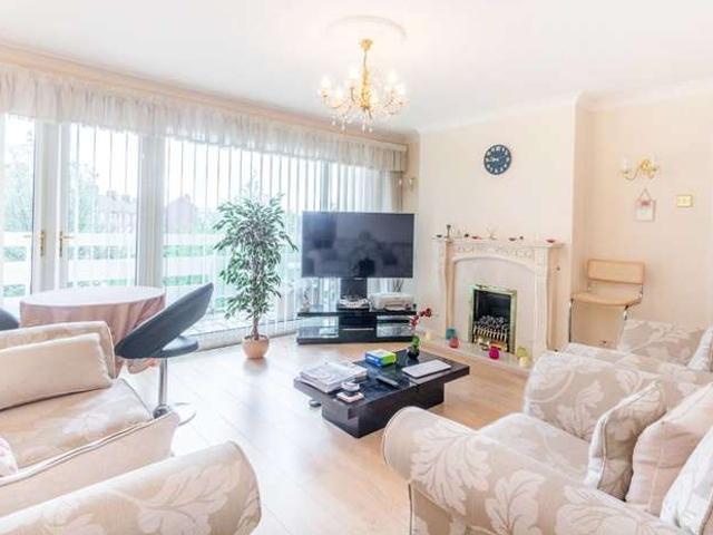 Flat for rent in Wanstead, Redbridge