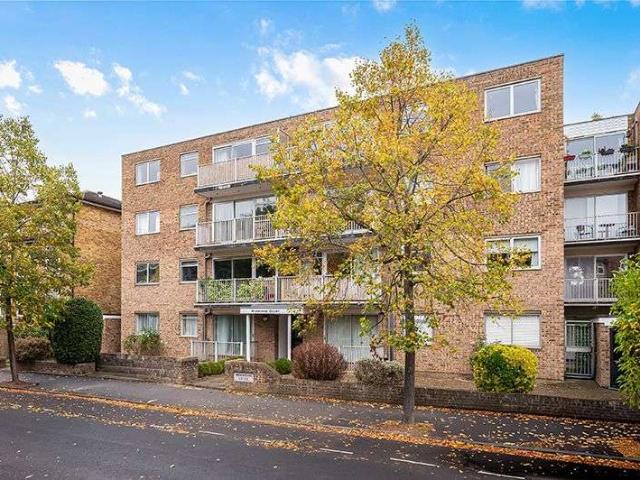 Flat for sale in Royal Borough of Kingston upon Thames, Greater London