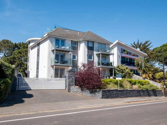 Flat for sale in Sandbanks, Poole