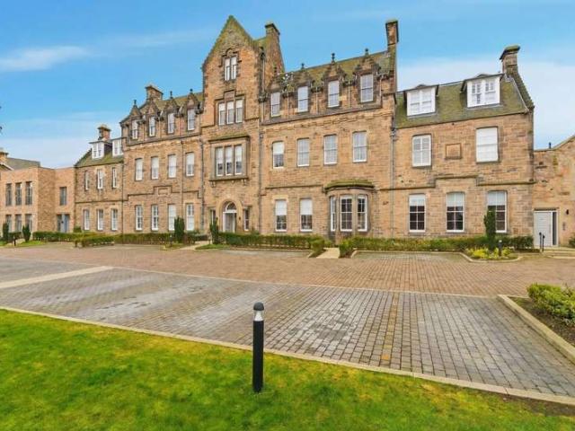 Flat for sale in Tynecastle, Gorgie